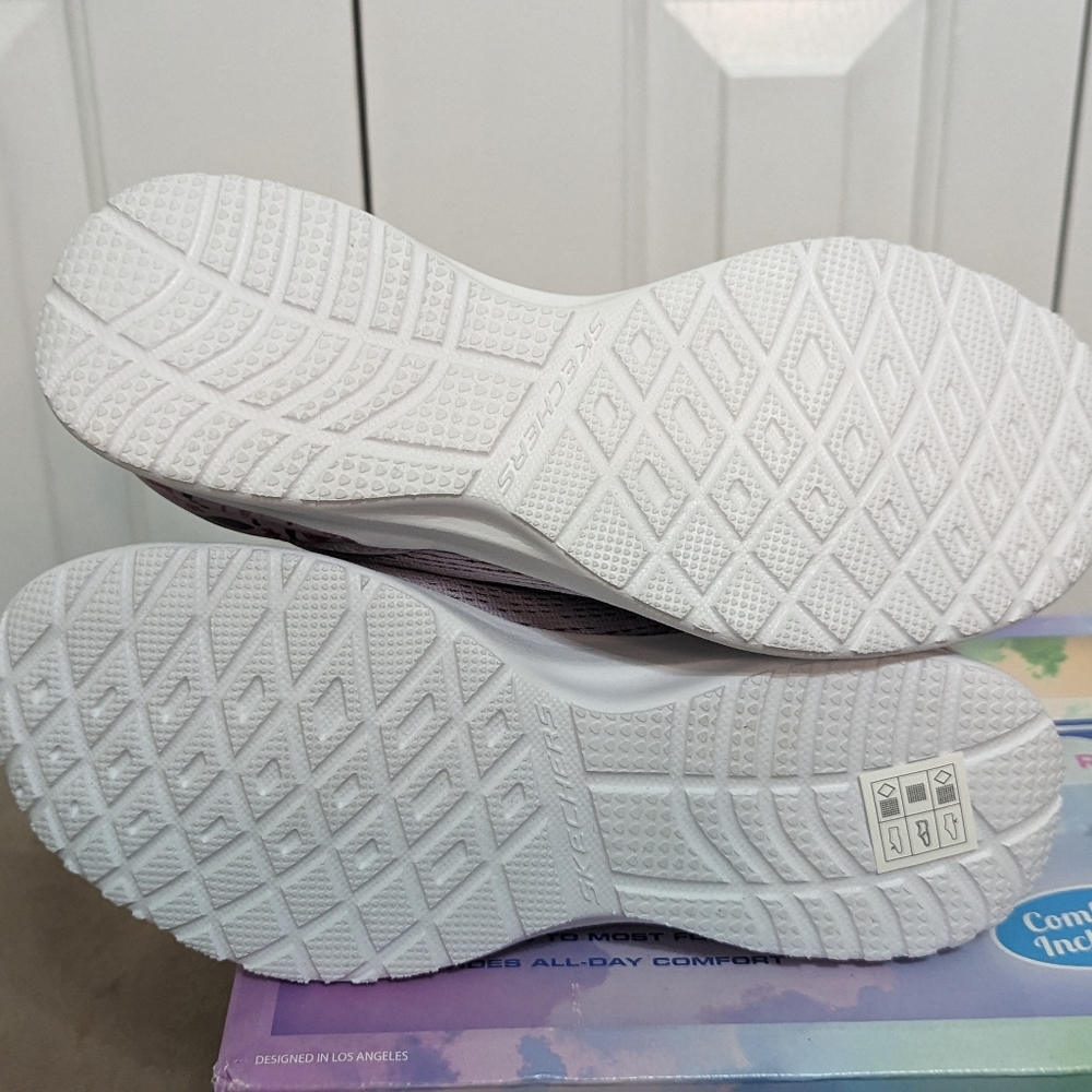 Skech- Air Dynamight Sneakers - Picture 5 of 12